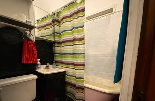 Little Italy Apartment | Lovely Condo in the heart of Little Italy