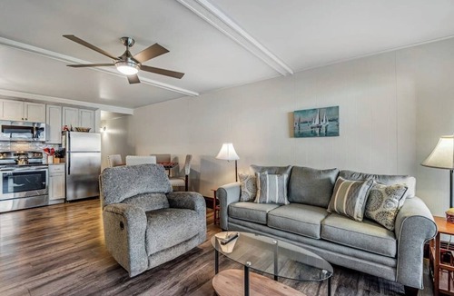 Dillon Condo | Lovely Lakefront Condo with Fireplace, Free High-Speed WiFi and Stunning Views