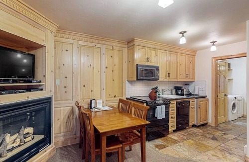 Telluride Condo | Lovely riverfront condo with seasonal pool & hot tub - in town & near the slopes