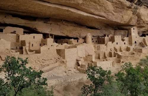 Mancos House | 'Luna Mesa' 5 minutes from Mesa Verde National Park & 35 minutes from Durango