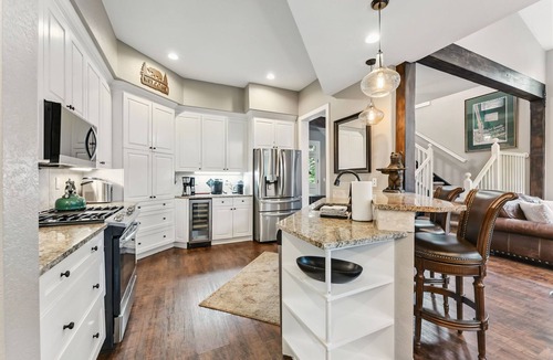 Peak 8 House | Luxe 4BDR on Peak8 Near Slopes w/Private Hot Tub