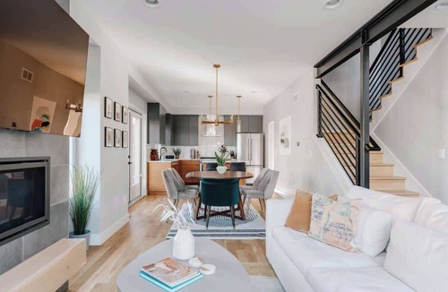 West Colfax House | Luxe Getaway | Yard | Roof Deck | 4 Story Townhome