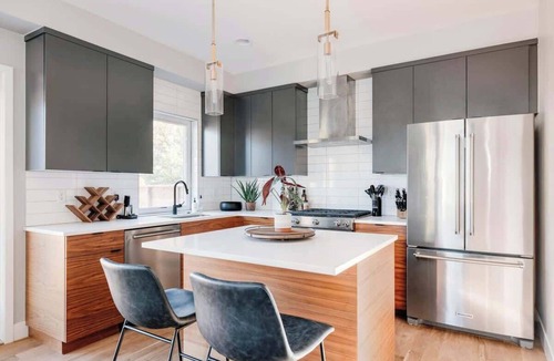 West Colfax House | Luxe Getaway | Yard | Roof Deck | 4 Story Townhome