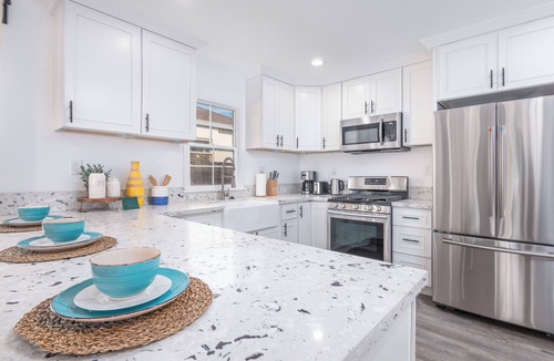 View Park-Windsor Hills House | LUXE LA GREEN OASIS - A MILLION DOLLAR HOUSE EXPERIENCE IN LA CLOSE TO SOFI WCUP
