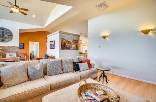 Glade Park House | Luxe Mesa View Home on 35 Acres w/Wraparound Deck