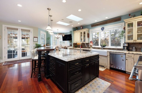 Newlands House | Luxurious 6 bedroom Residence, A+ Outdoor spaces Walk to Pearl St, Mt. Sanitas
