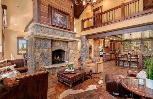 Boulder Ridge House | Luxurious 6BR 3Min Walk to Main Lifts