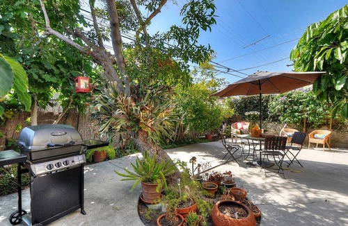 Lantern District Apartment | Luxurious coastal condo with amazing backyard