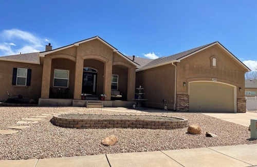Colorado Springs House | Luxurious Gold Mesa Family Retreat with Gameroom & Theater, Sleeps 10 Guests