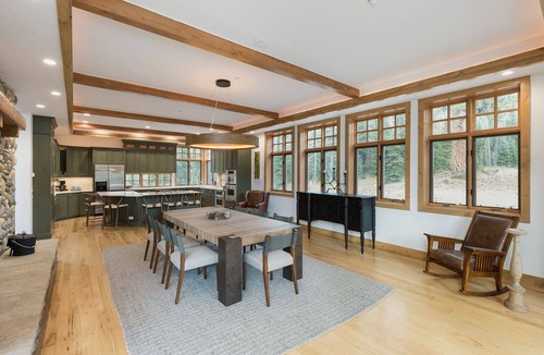 Purgatory House | Luxurious Mountain Lodge – Views, Hot Tub/Ping Pong – 5 Min from Purg