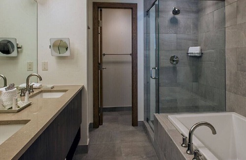 Peak 8 Resort | Luxury 1 bedroom at Grand Colorado on Peak 8