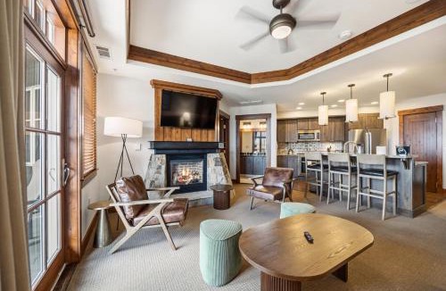 Peak 8 Apartment | Luxury 2-Bedroom Resort Suite at One Ski Hill Place Breckenridge with Mountain Views and Resort Ameneties
