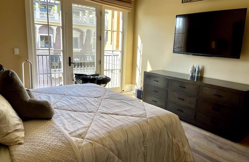 The Villas House | Luxury 2-bedroom townhome with AC in San Jose