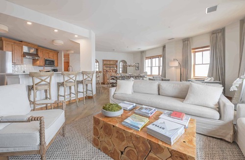 Mount Crested Butte Condo | Luxury 4-Bed Penthouse w/Mountain Views