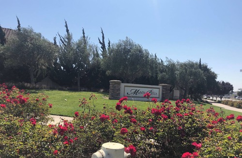 Salinas House | Luxury 4BR House w/AC f& WiFI in Salinas - Near Monterey, Family friendly