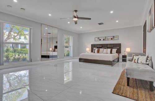 South Lake House | Luxury 6B Villa Heated Pool Near Hollywood Beach