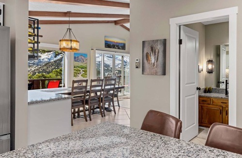 Windcliff Estates Condo | Luxury Chalet | Near Rocky Mountain NP & YMCA | Breathtaking Mountain Views