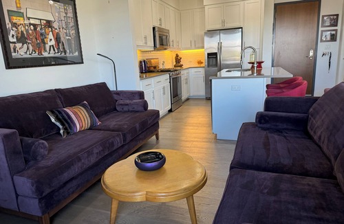 Central Boulder Condo | Luxury Condo Rooftop Pool 30-day min