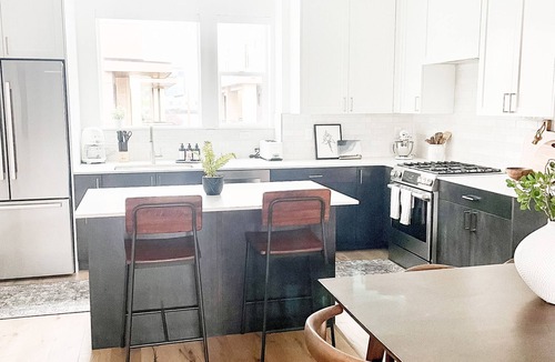 Joaquin House | Luxury Downtown Spacious 3 bedroom New Townhome