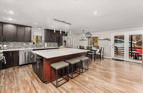 Durango House | Luxury Durango Retreat - Hot Tub, Views!