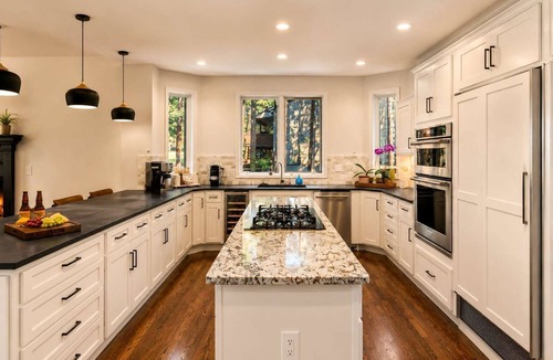 Woodmoor Villa | Luxury Golf Estate - 7 Bedrooms - Steam Spa - Theatre