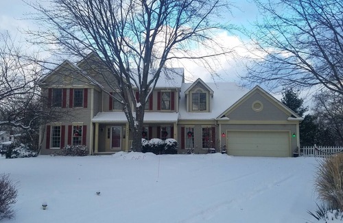 Westlake House | Luxury Home, Chef's Kitchen, Quiet Street! 15 min to Airport/Dwntown, 5 to Beach