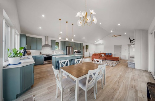 Pagosa Springs House | Luxury Home on 5 Acres/Unreal Views!/Hot Tub!