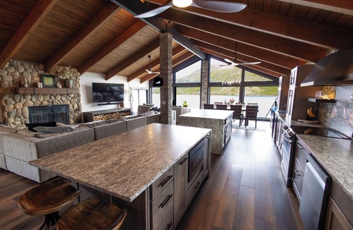 Grand Lake Ski Chalet | Luxury Lakefront Chalet Breathtaking Views Sleeps 16 Hot Tub