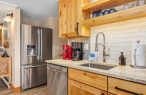 Estes Park House | Luxury Lakefront Retreat on Lake Estes