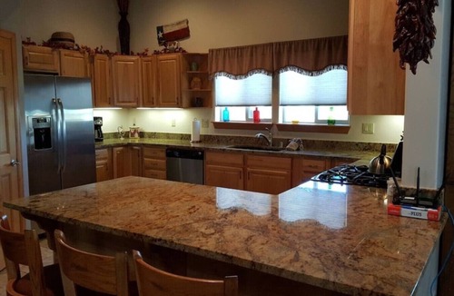 Pagosa Springs House | Luxury lakefront home w/hot tub