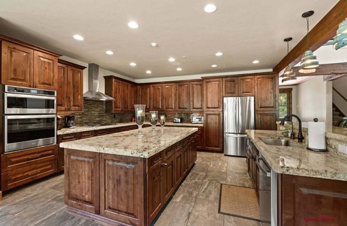 Purgatory House | Luxury Mountain Home, Sleeps 20, Free Ski Shuttle