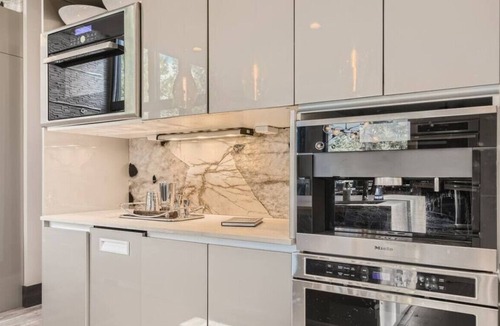 Homestead House | Luxury Mtn Home w/ Sauna & Speakeasy I Red Rocks