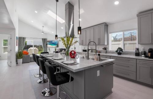 Mission Viejo House | Luxury New Build Bright 2BR 2BA Large Backyard