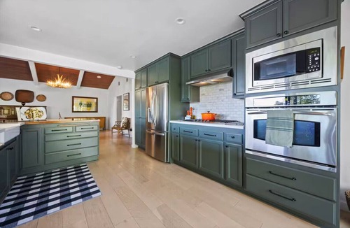 Meiners Oaks House | Luxury Ojai Escape: Pool, Jacuzzi & Tennis Court