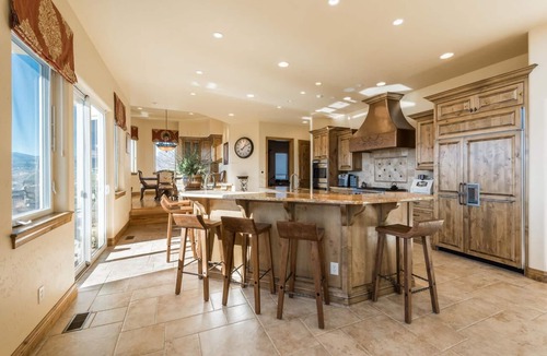 East Colorado Springs House | Luxury property, ‘26 Grad week special!