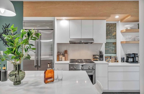 Tremont House | Luxury Rooftop Oasis Tremont