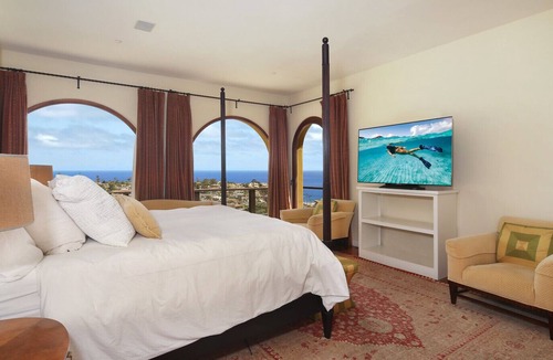 Emerald Bay House | Luxury Vacation in Emerald Bay, Laguna Beach - The Premier Private Beach Enclave