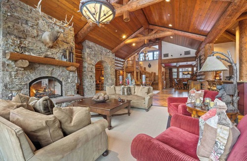 Beaver Creek House | LX 313 Strawberry Park - 7 Bedroom Residence