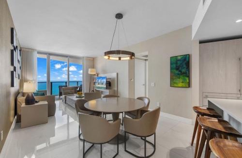 Hollywood South Central Beach Apartment | Lyfe Oceanview Resort Luxury 2 Bedroom Unit