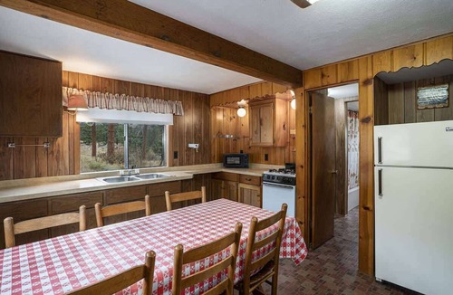 Estes Park House | Machin's Cottage #4 - Rustic beauty in Estes Park