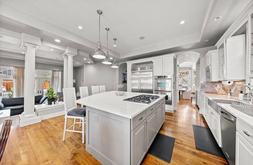 University Park House | Maison Monroe. Entertainment basement/theater/gym
