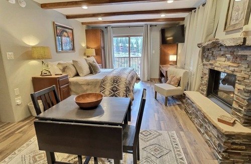 Taos Ski Valley Condo | Make it Easy in a Well Stocked Lift-View Condo