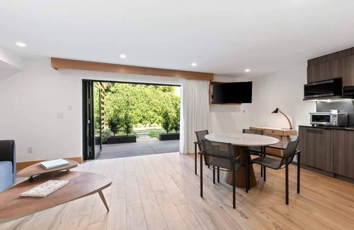 Eastern Malibu Apartment | Malibu Sand Suite #12 by Stay Awhile Villas