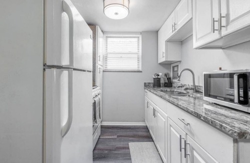 Maple Heights Apartment | Maple Heights Retreat