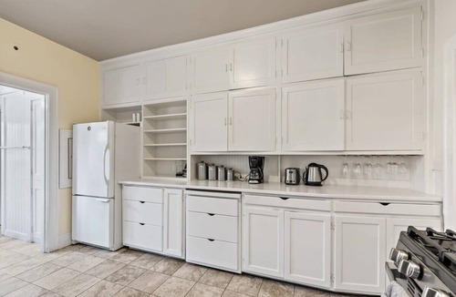Crescent Park House | @ Marbella Lane - Charming Historic 5BR