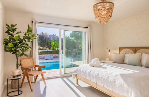 Fullerton House | Marbella Lane - Vibrant & Chic Designer Home