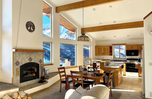 Carbondale Cabin | Marble Getaway 3bds w/Pano Mt Views/wood fire place