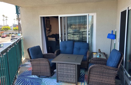 Hollywood Condo | Marina-Front 700 sq ft Suite-Style Condo–Nearly Twice the Space of a Hotel Room