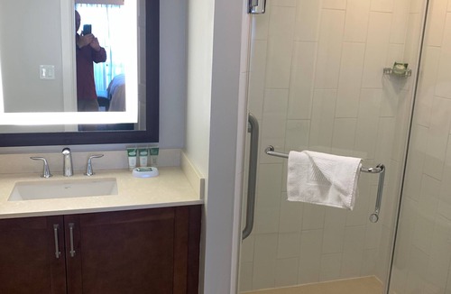 Central Beach Resort | Marriott's Beachplace Towers - Luxury 2BR Beachfront Fully equipped Kitchen