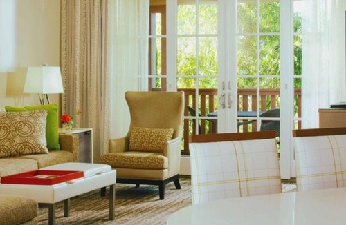 Newport Coast Resort | Marriott’s Frenchman’s Cove is perfectly situated on a secluded beach